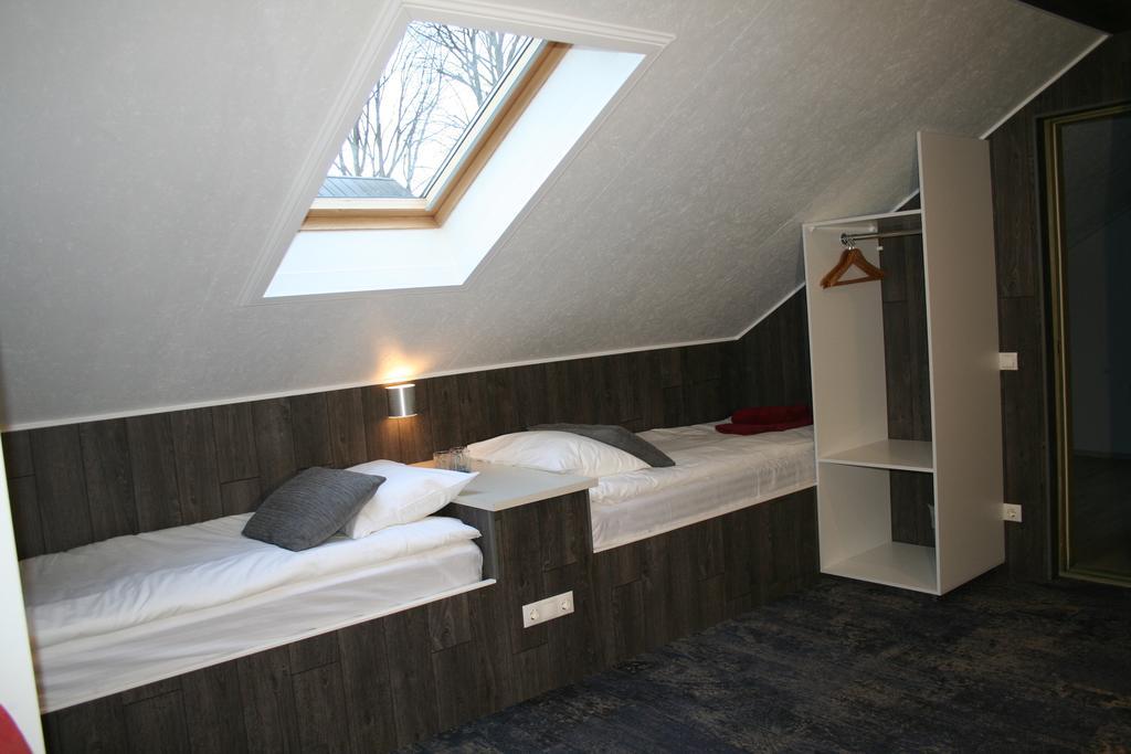 Sadama street Villa Pärnu Esterno foto