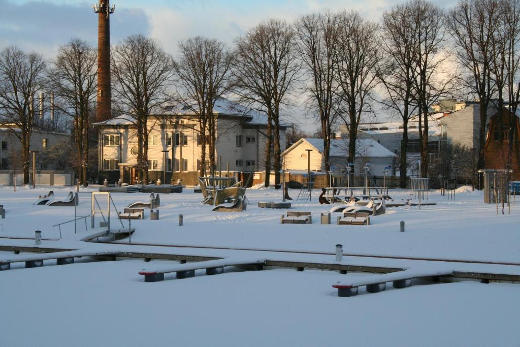 Sadama street Villa Pärnu Esterno foto
