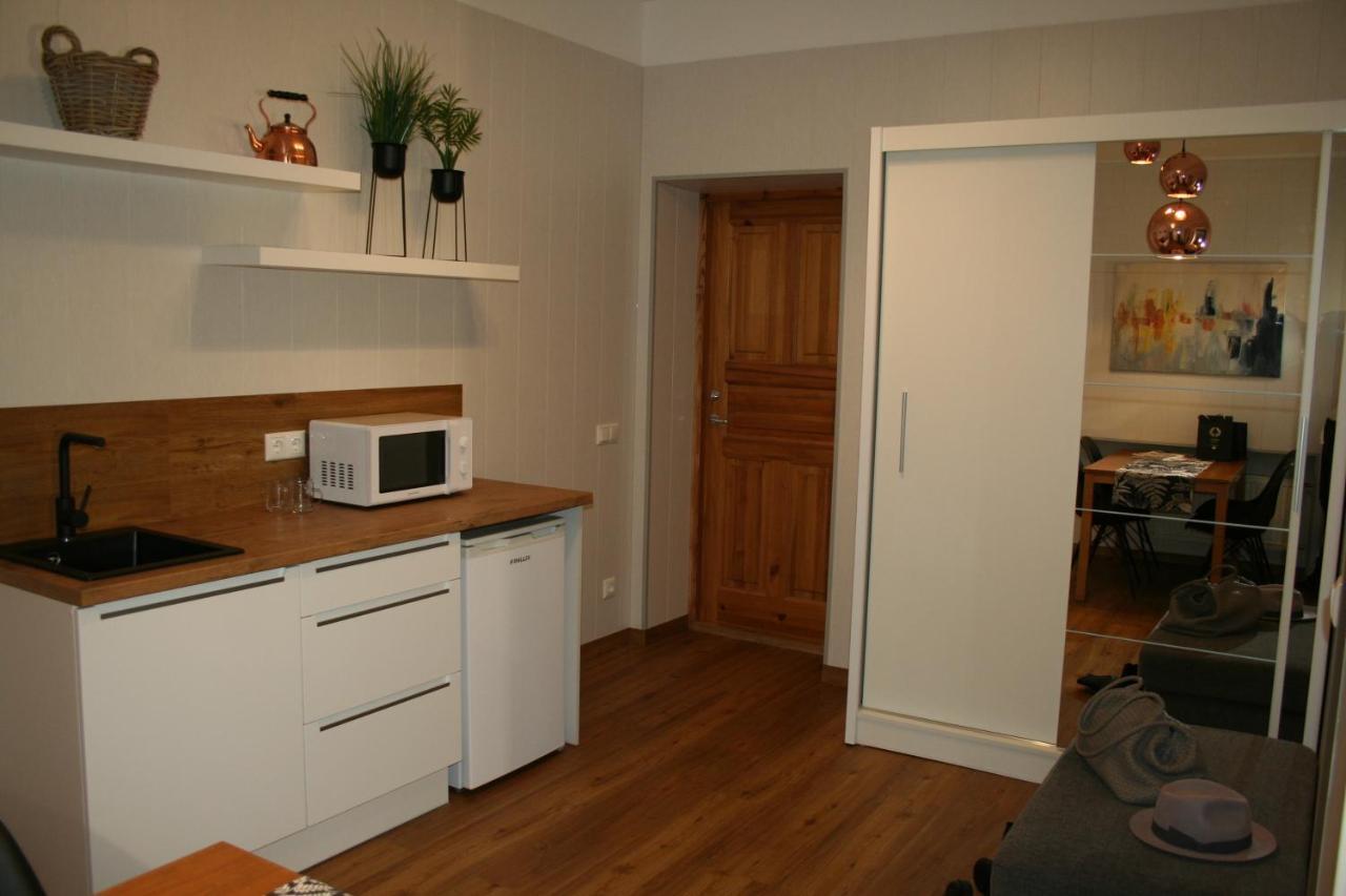 Sadama street Villa Pärnu Esterno foto
